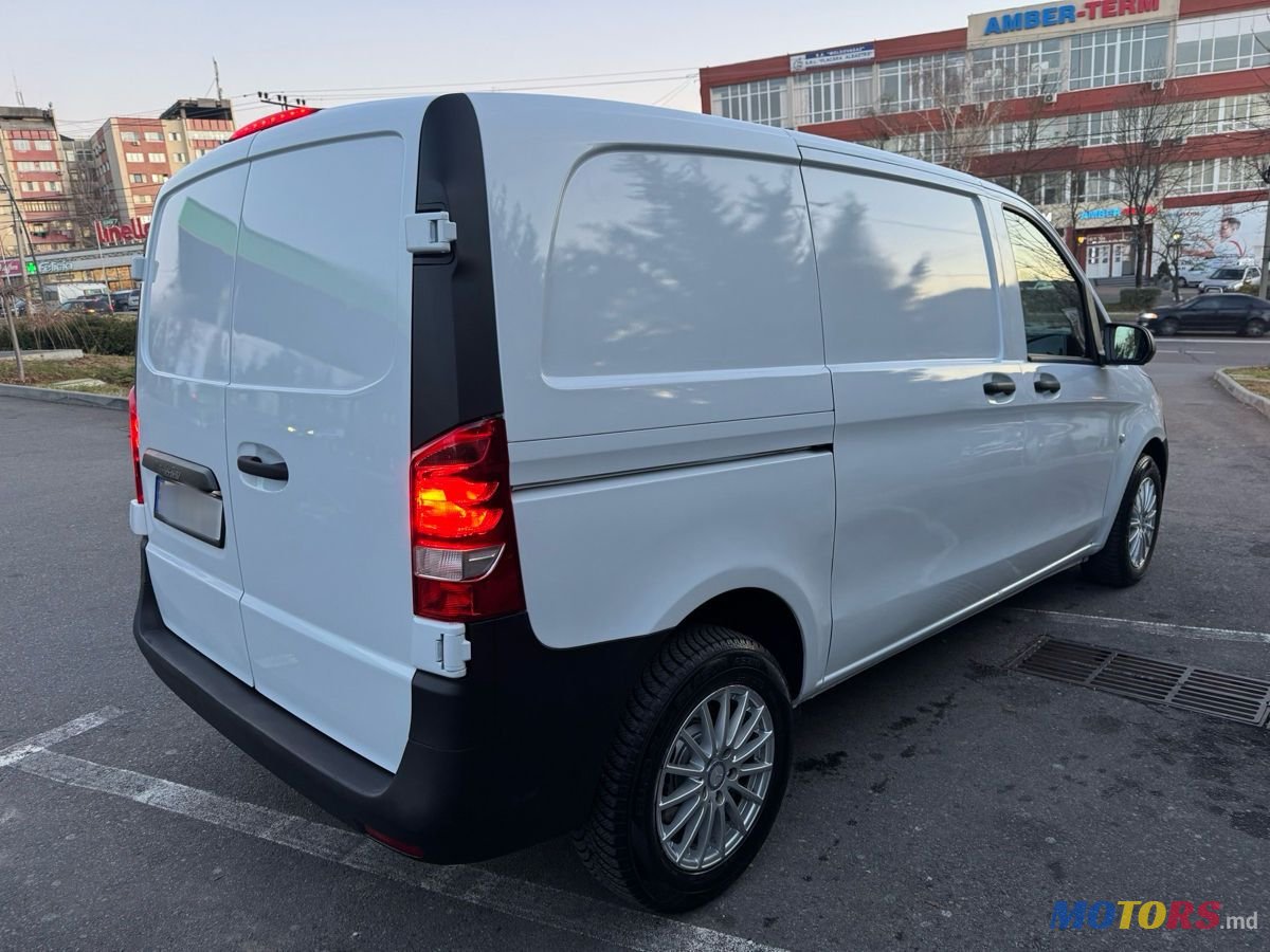 2017' Mercedes-Benz Vito photo #5