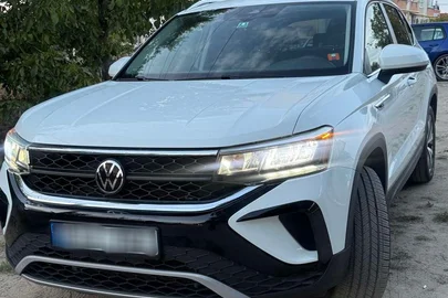 2022' Volkswagen Taos