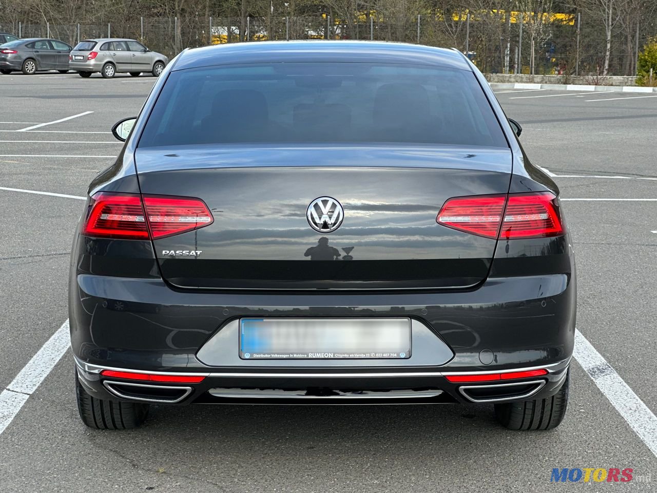 2018' Volkswagen Passat photo #4
