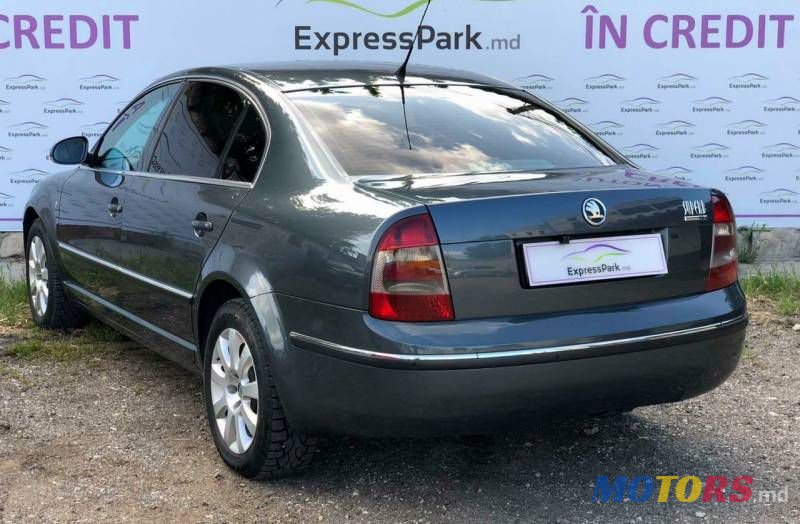 2007' Skoda Superb photo #4