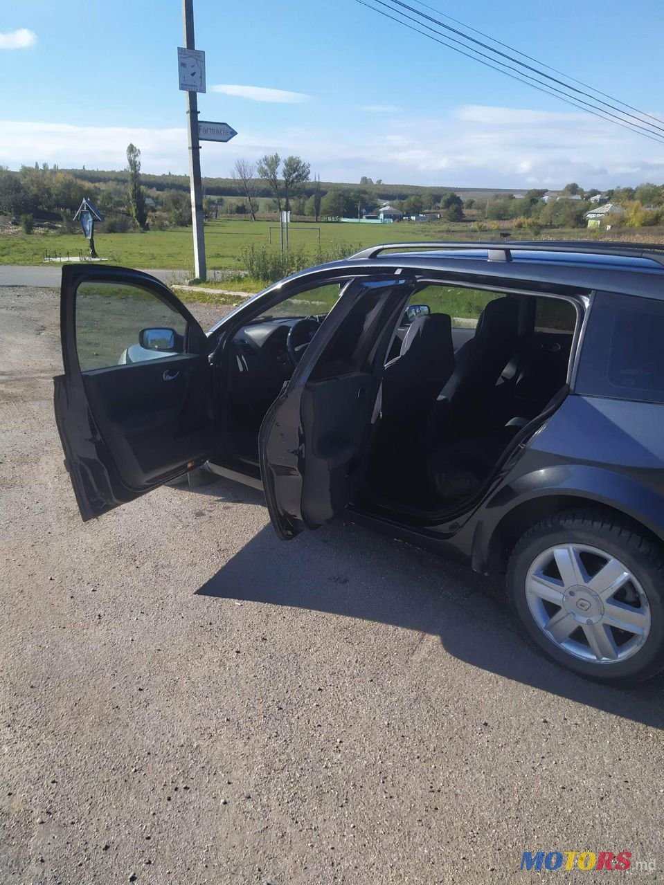 2006' Renault Megane photo #4