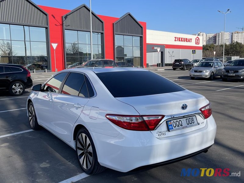 2016' Toyota Camry photo #2