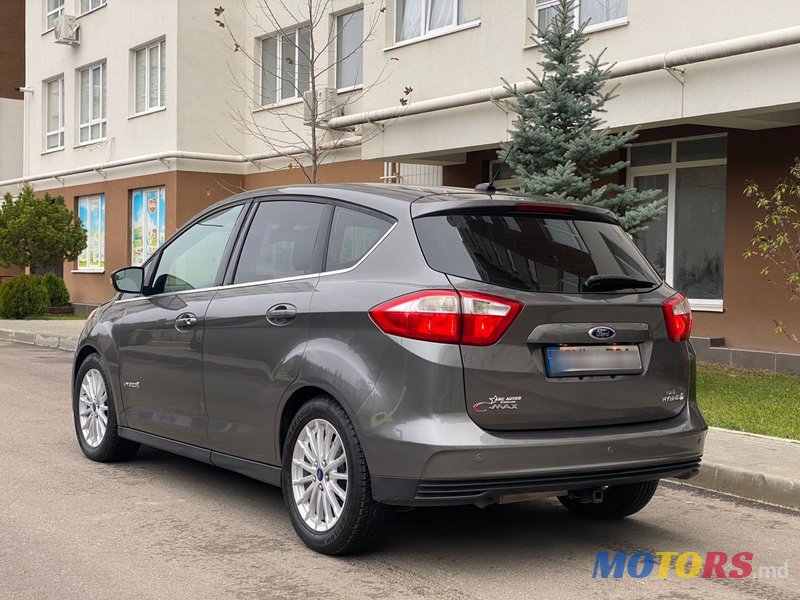 2013' Ford C-MAX photo #3