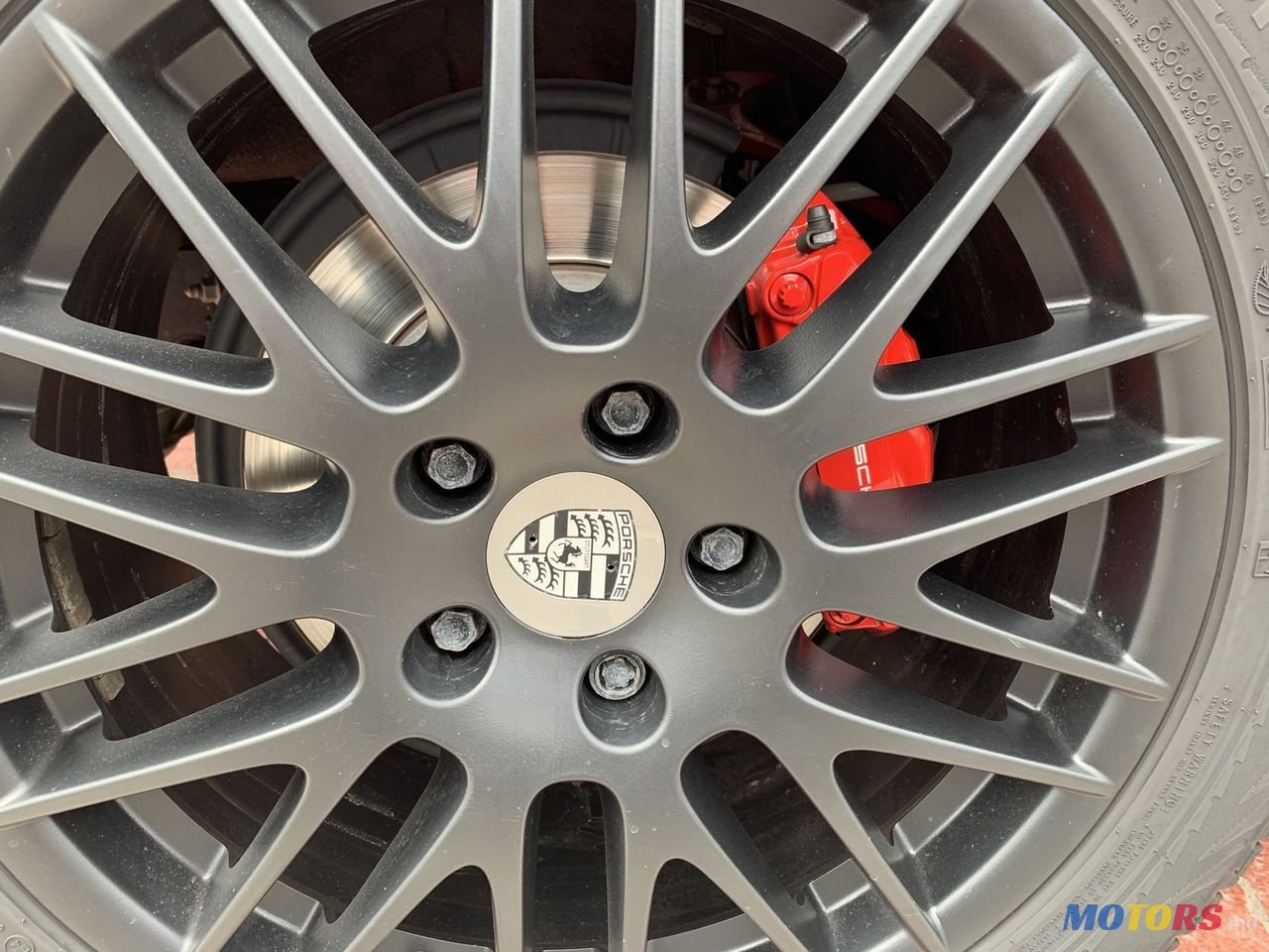 2014' Porsche Cayenne photo #6