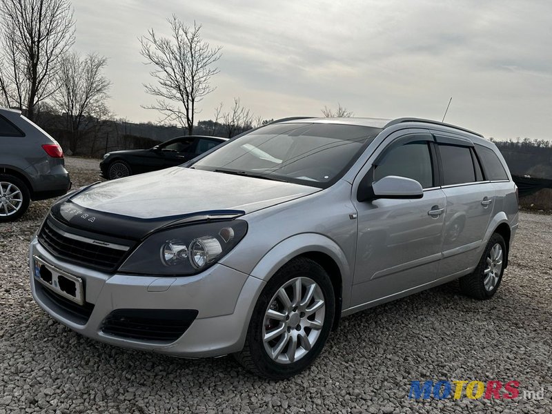 2006' Opel Astra photo #1