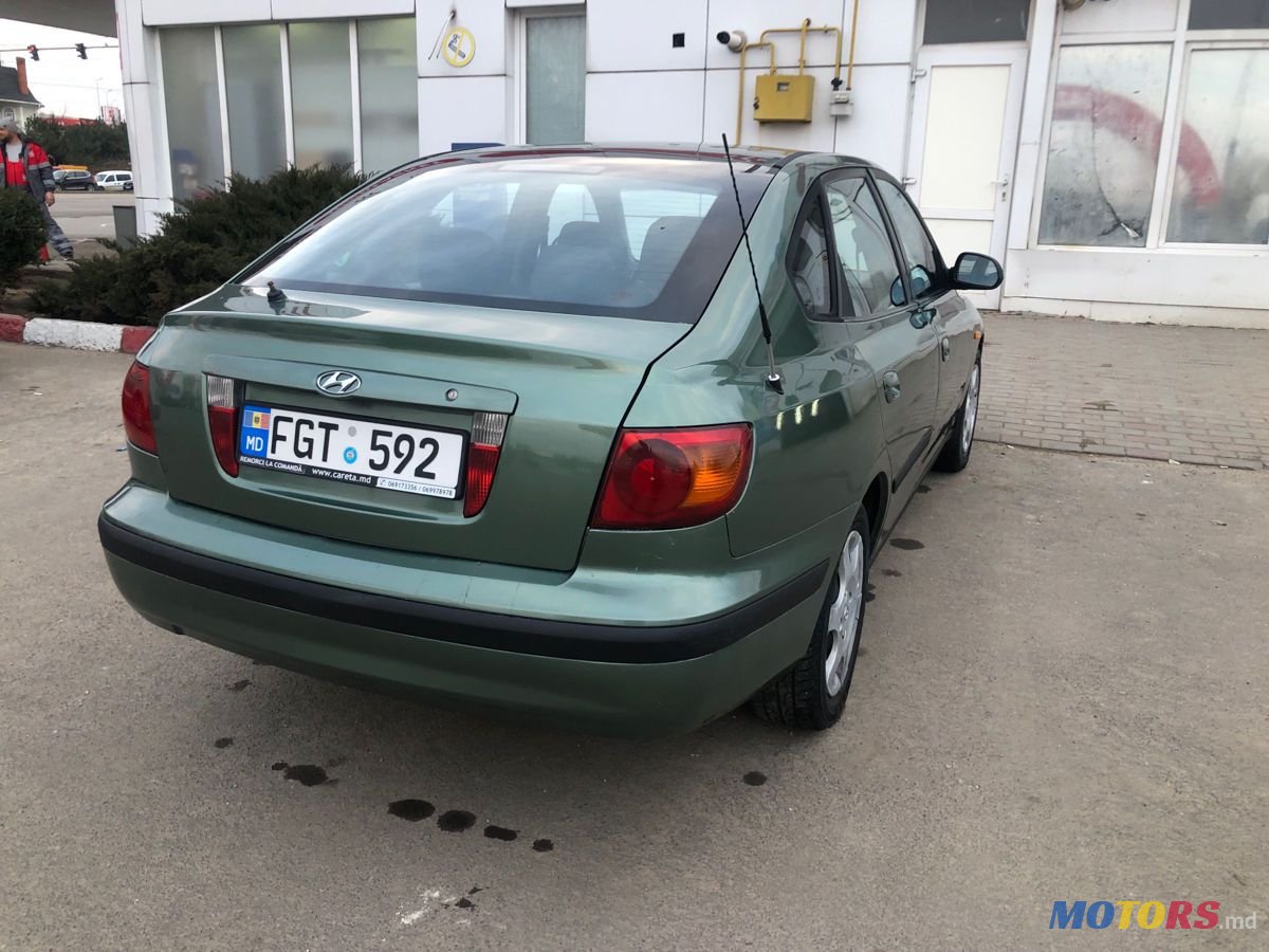 2001' Hyundai Elantra photo #6