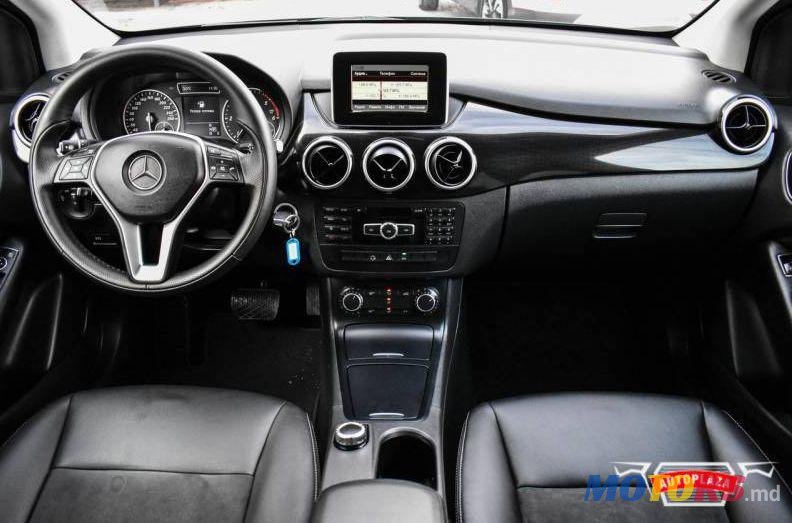 2014' Mercedes-Benz B photo #1