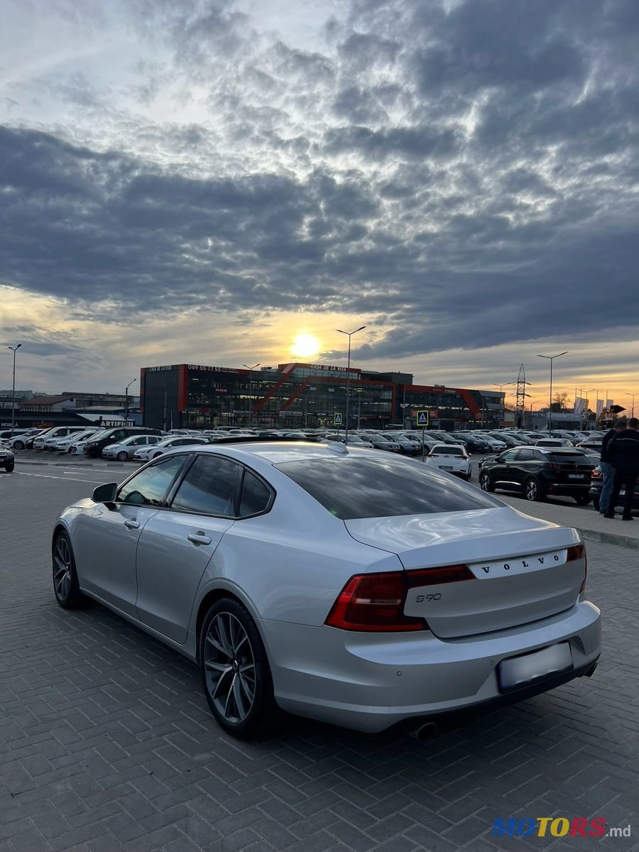 2017' Volvo S90 photo #1