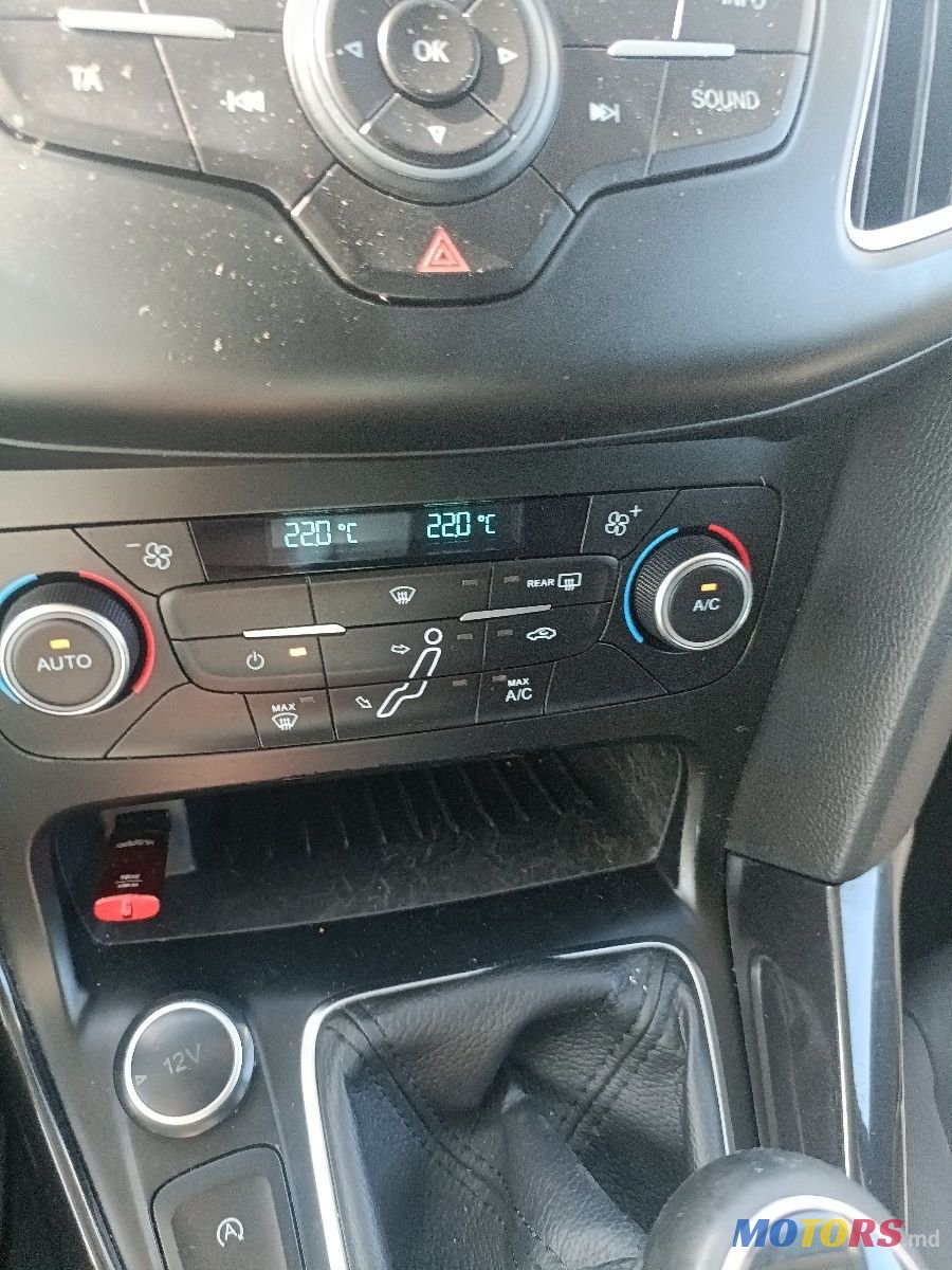 2016' Ford Focus photo #6