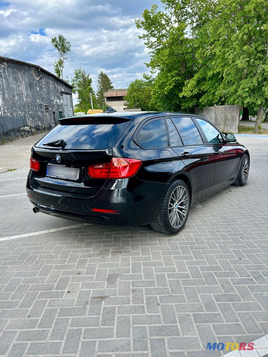 2013' BMW 3 Series photo #4