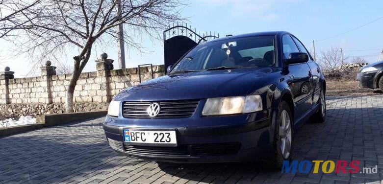 1998' Volkswagen Passat photo #1