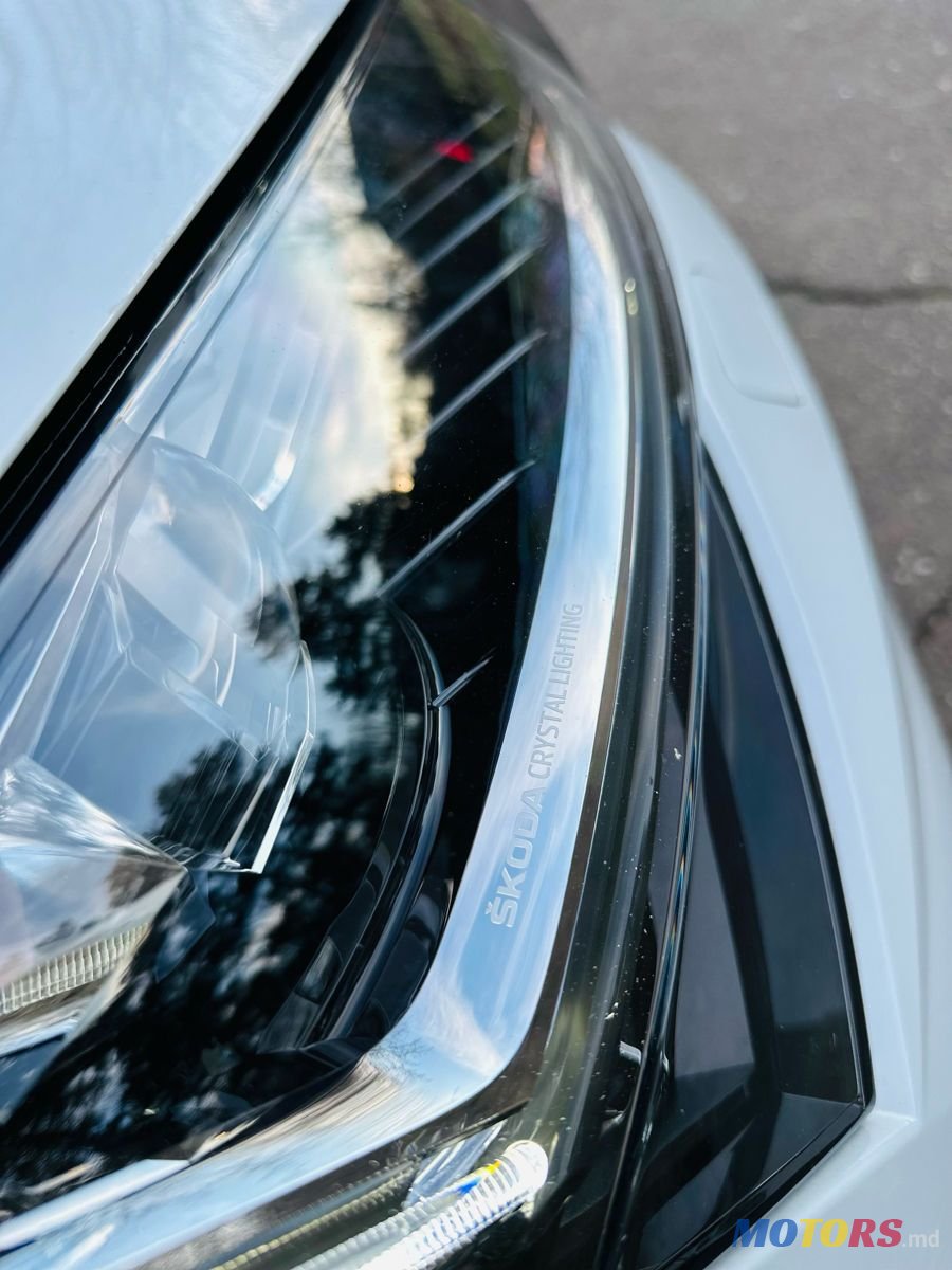 2020' Skoda Superb photo #5