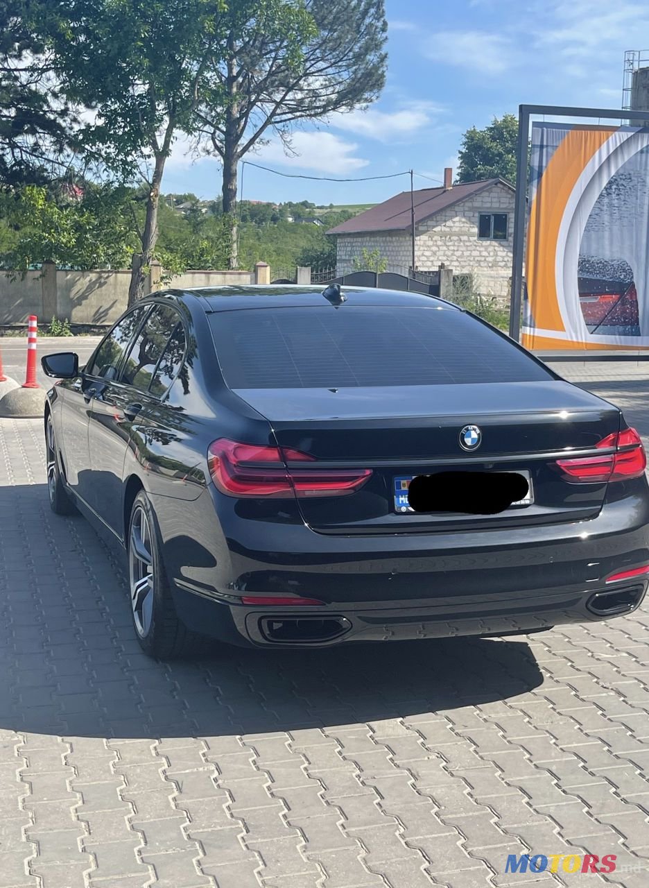 2018' BMW 7 Series photo #4