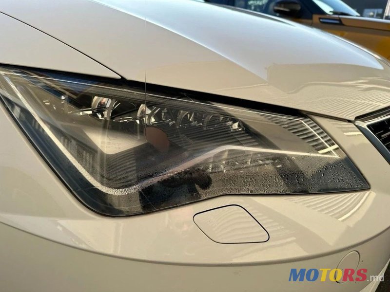 2019' SEAT Leon photo #2