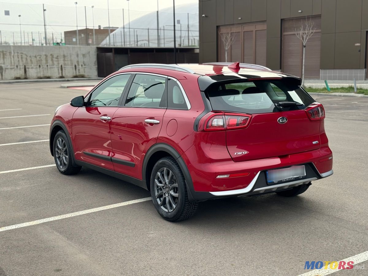 2018' Kia Niro photo #3