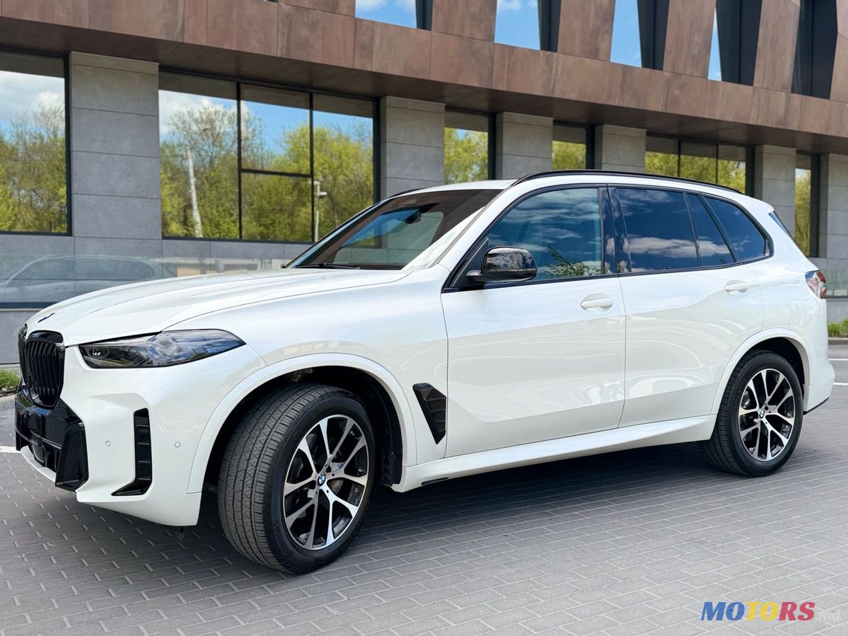 2024' BMW X5 photo #3