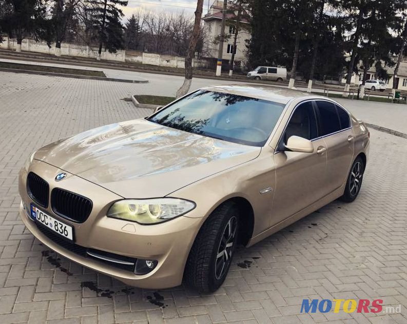 2012' BMW 5 photo #3