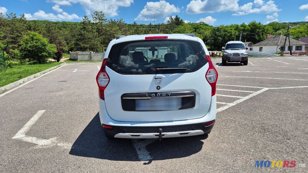 2017' Dacia Lodgy photo #4