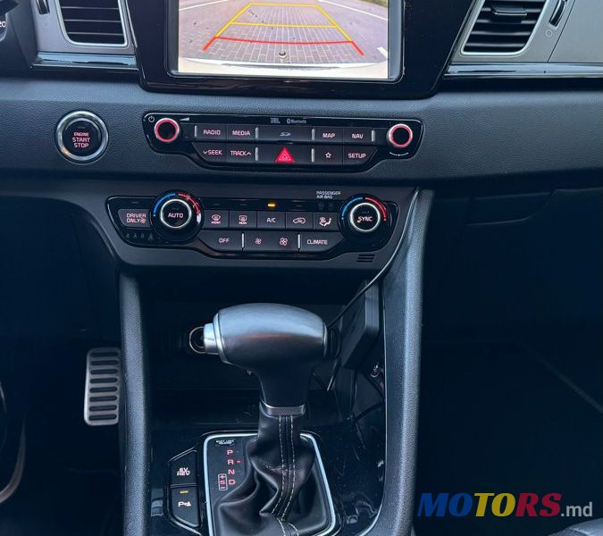 2019' Kia Niro photo #6