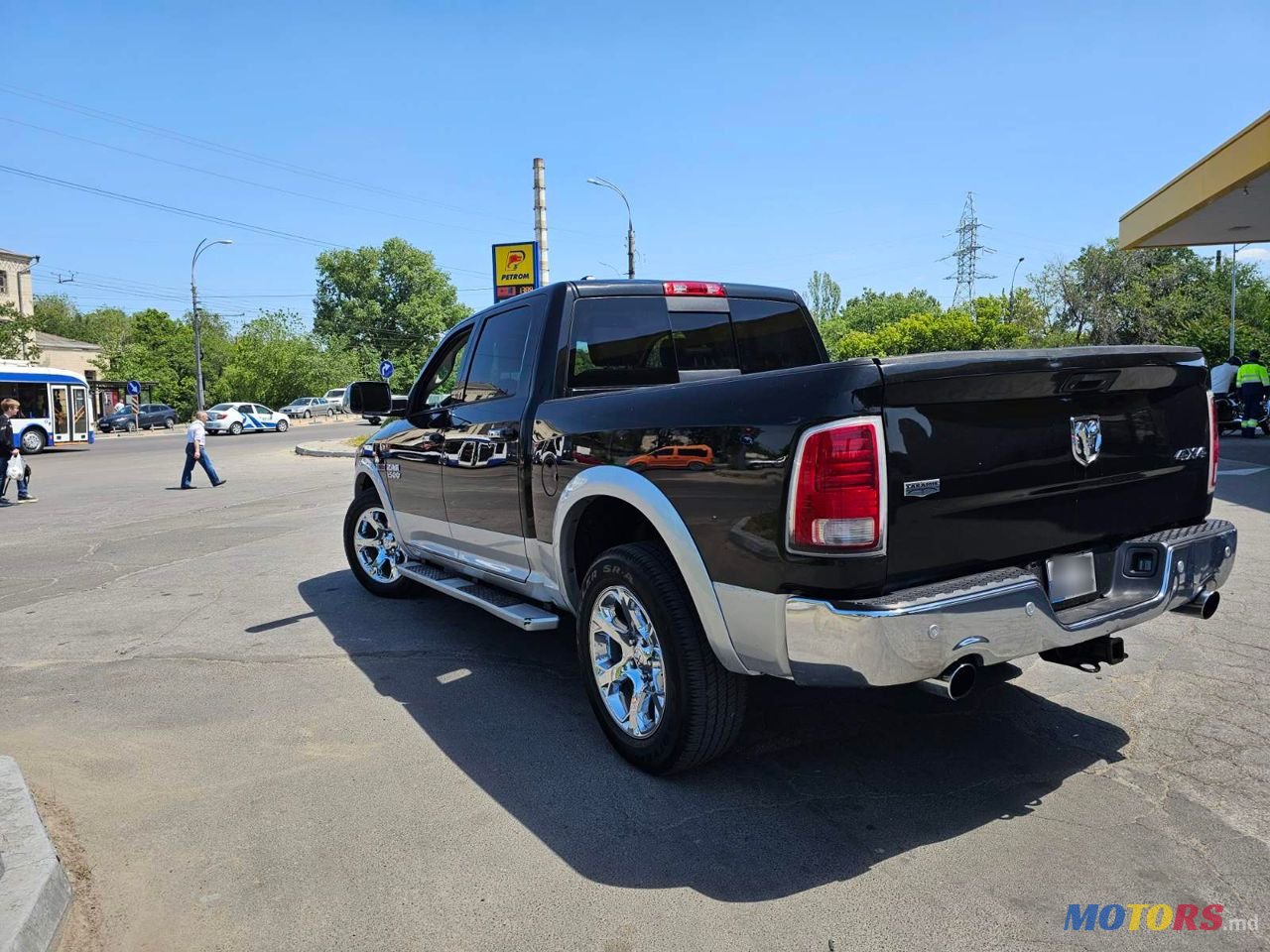 2015' Dodge Ram photo #3