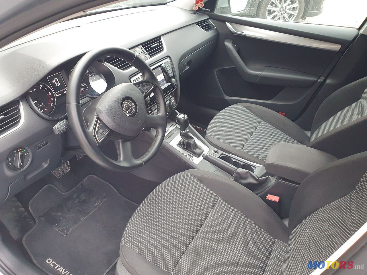 2014' Skoda Octavia photo #6