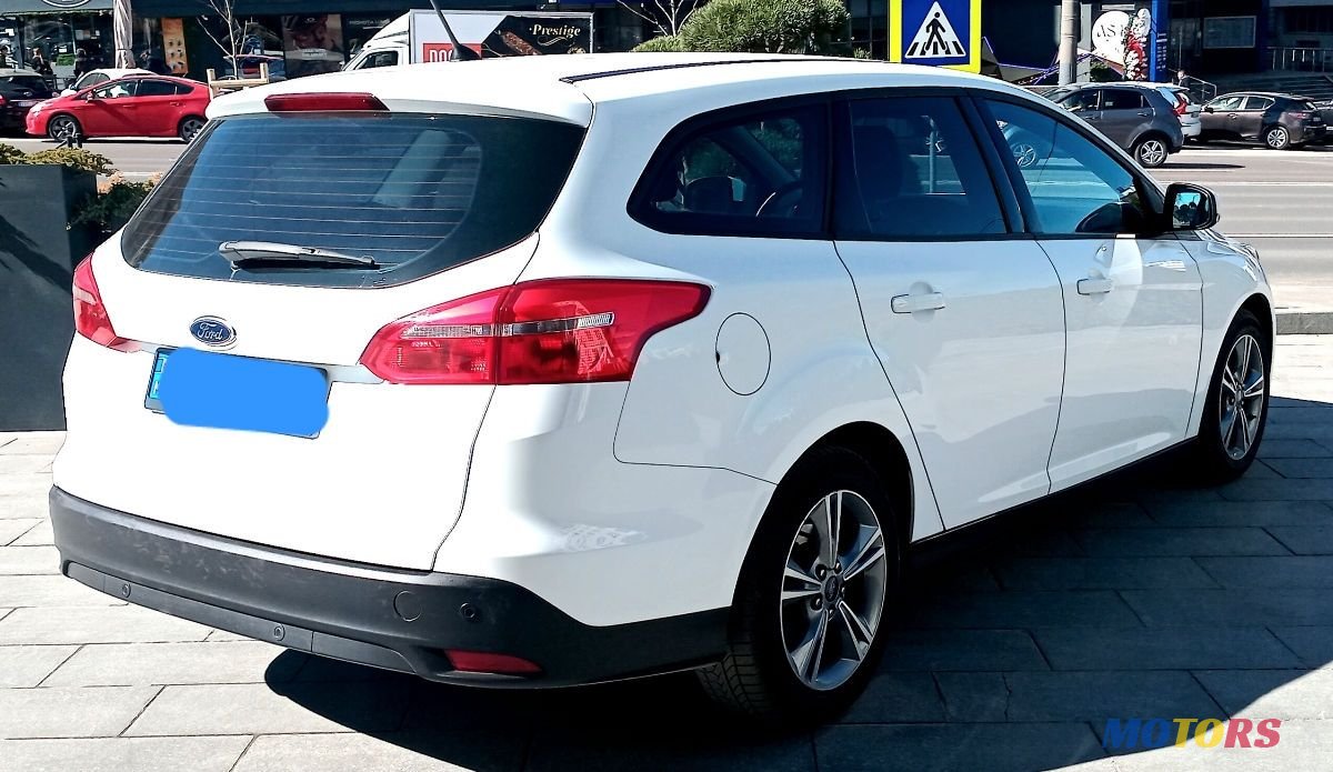 2016' Ford Focus photo #5