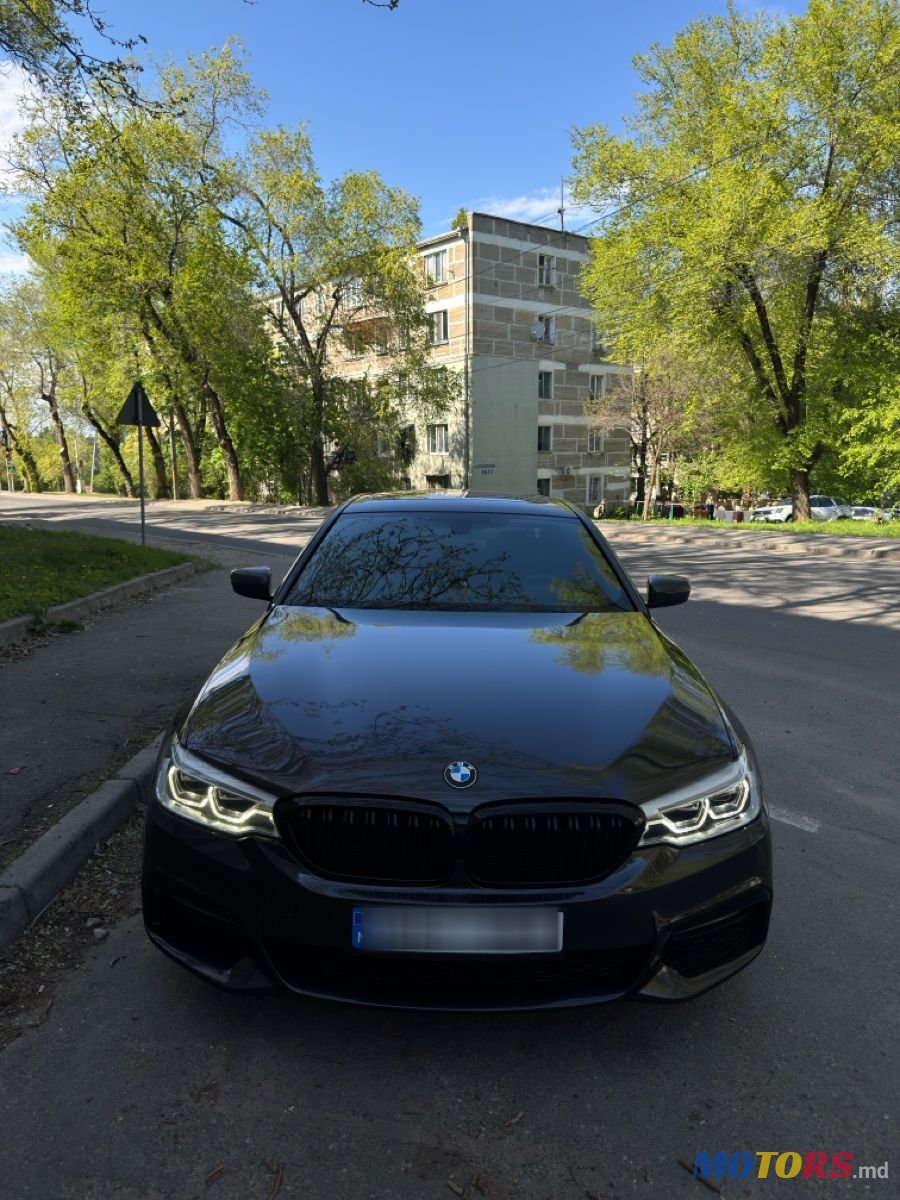 2017' BMW 5 Series photo #2