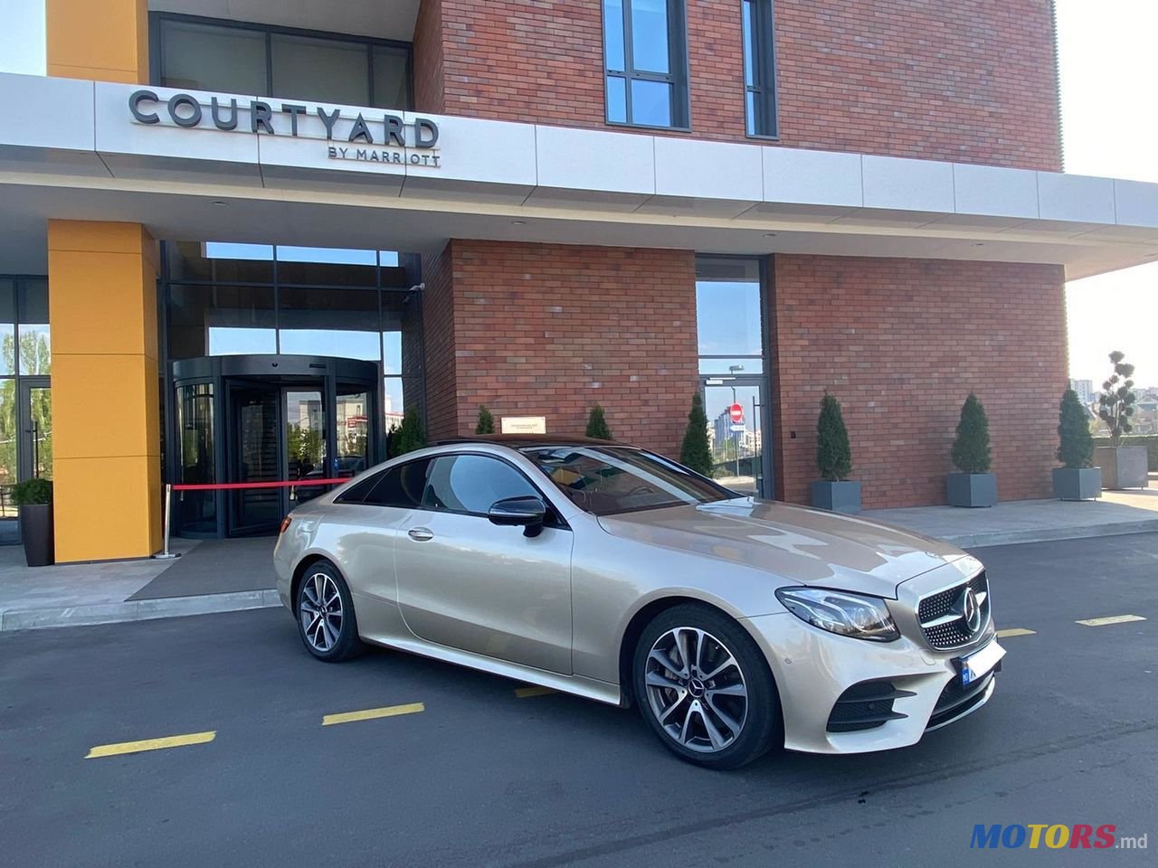 2017' Mercedes-Benz E-Class photo #1