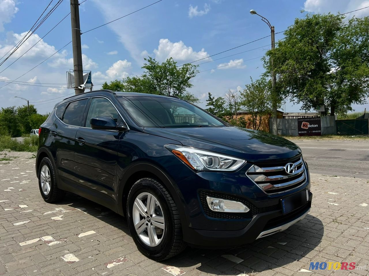 2014' Hyundai Santa Fe photo #2