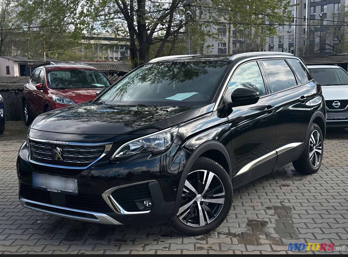 2018' Peugeot 5008 photo #1