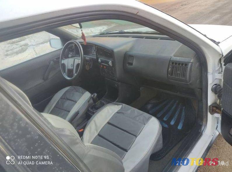 1994' Volkswagen Passat photo #4