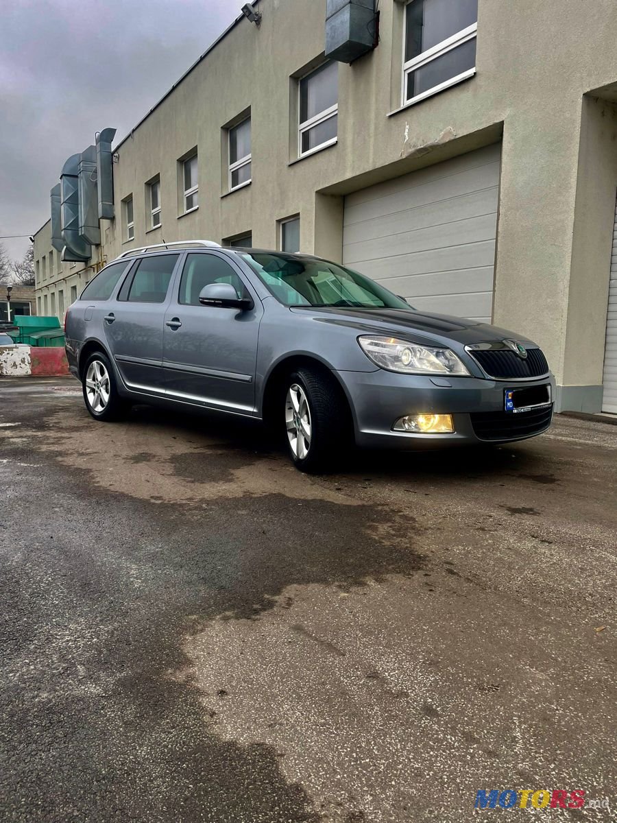 2011' Skoda Octavia photo #3