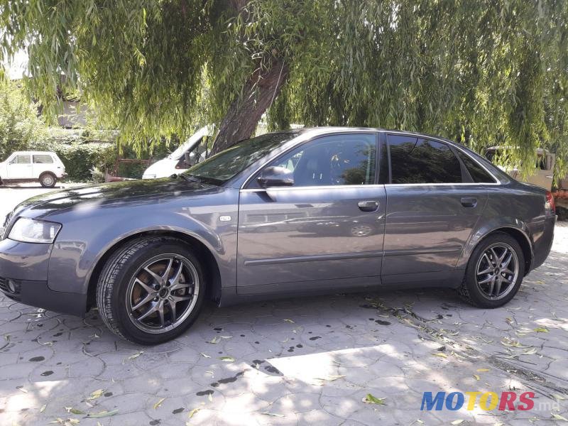 2001' Audi A4 photo #2