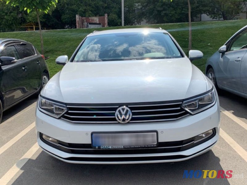 2017' Volkswagen Passat photo #1