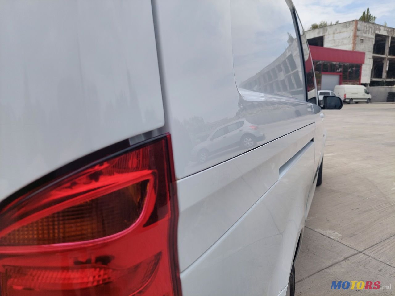 2015' Mercedes-Benz Vito photo #6