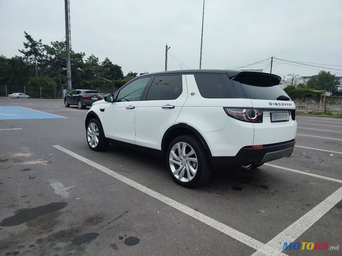 2015' Land Rover Discovery Sport photo #5