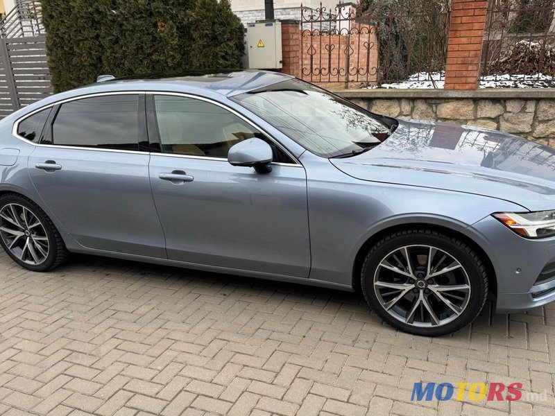 2018' Volvo S90 photo #3