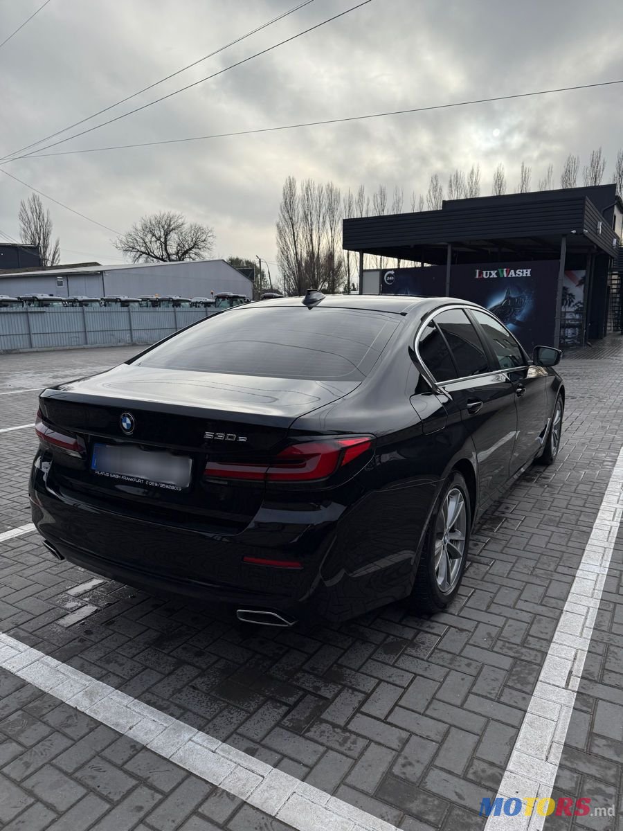 2020' BMW 5 Series photo #3