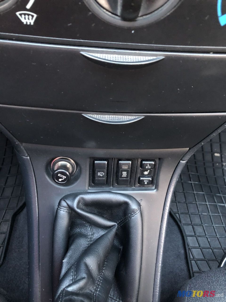 2005' Toyota Corolla photo #6