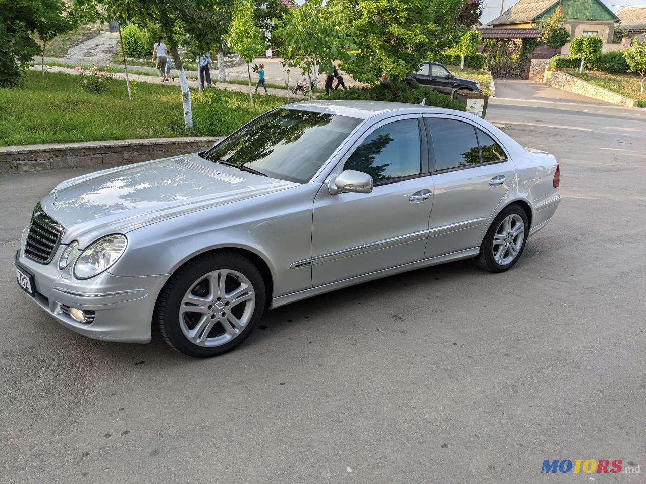 2007' Mercedes-Benz E Класс photo #2