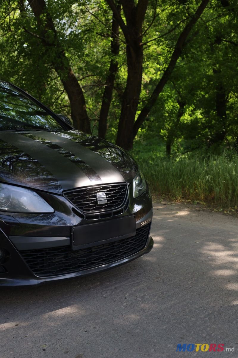 2012' SEAT Ibiza photo #3