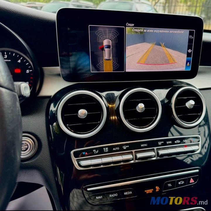 2019' Mercedes-Benz C-Class photo #3