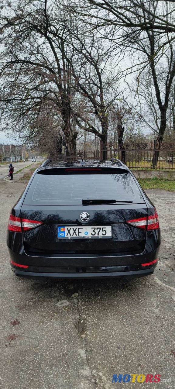 2016' Skoda Superb photo #6