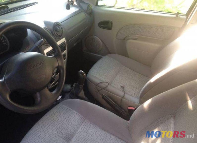2006' Dacia Logan photo #1
