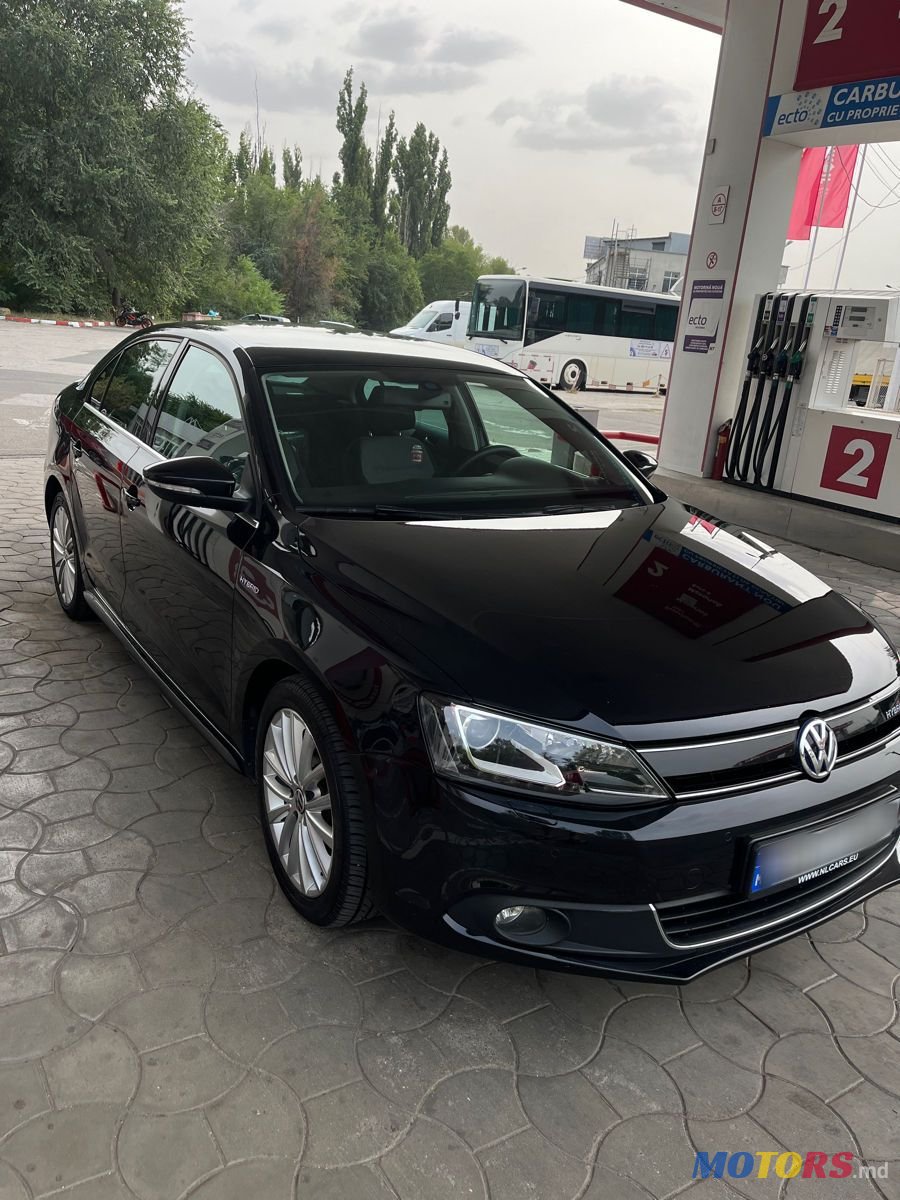 2013' Volkswagen Jetta photo #1