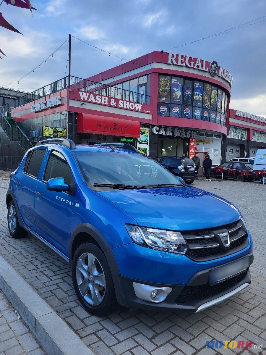 2013' Dacia Sandero Stepway photo #3