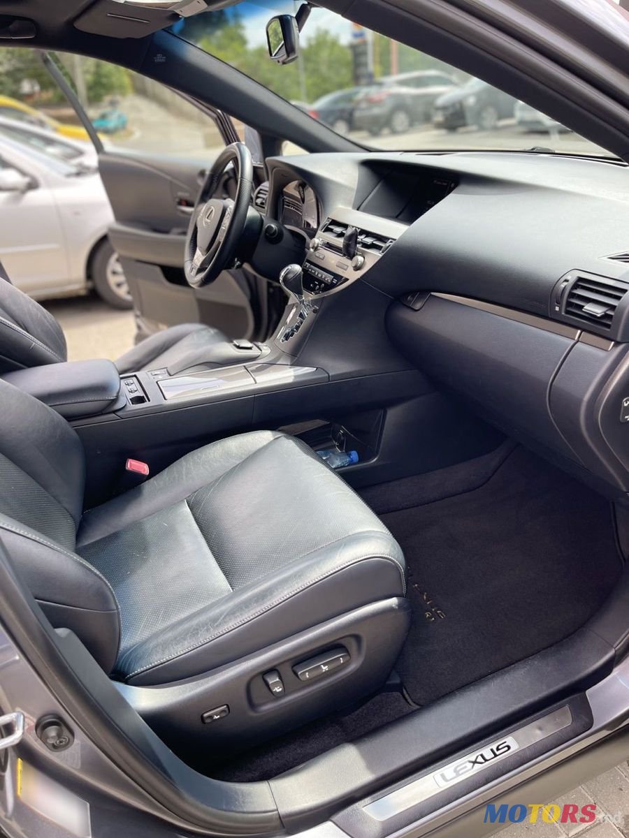 2012' Lexus Rx Series photo #6