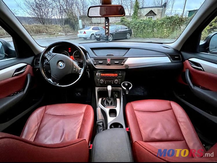 2011' BMW X1 photo #5