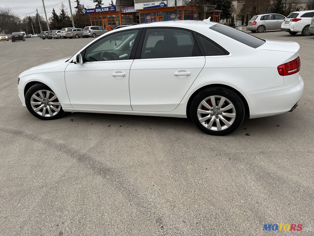 2010' Audi A4 photo #5