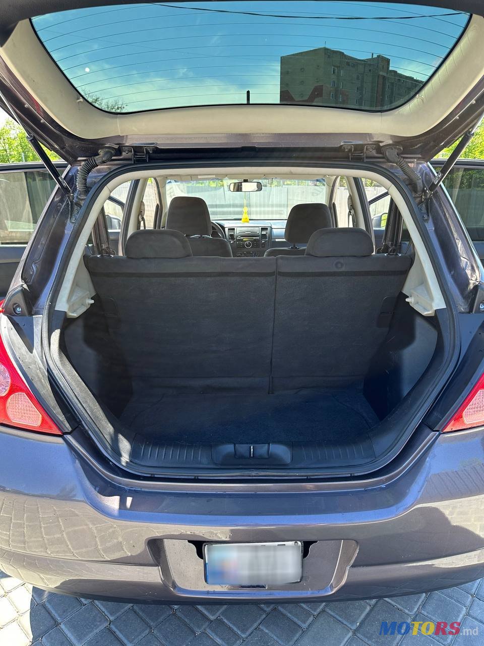 2008' Nissan Tiida photo #2